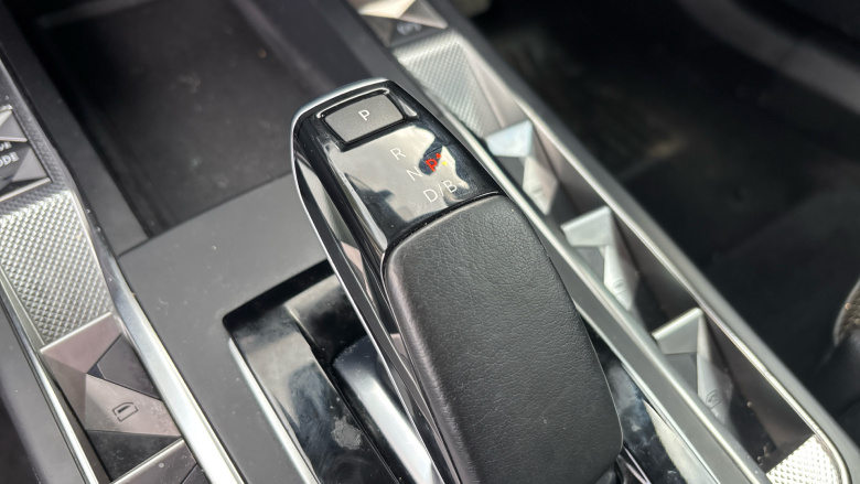 DS 3 Crossback 100kW E-TENSE Bastille 50kWh 5dr Auto Electric 